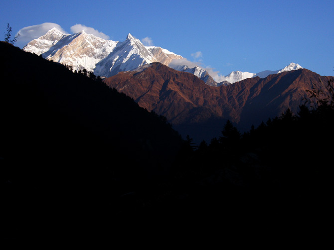 Закат в Гималаях